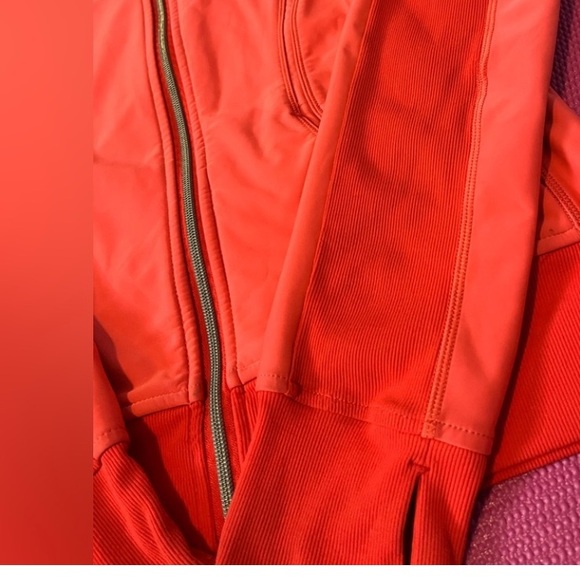 LULULEMON UBA Hoodie Special Edition waterproof jacket - Picture 9 of 12